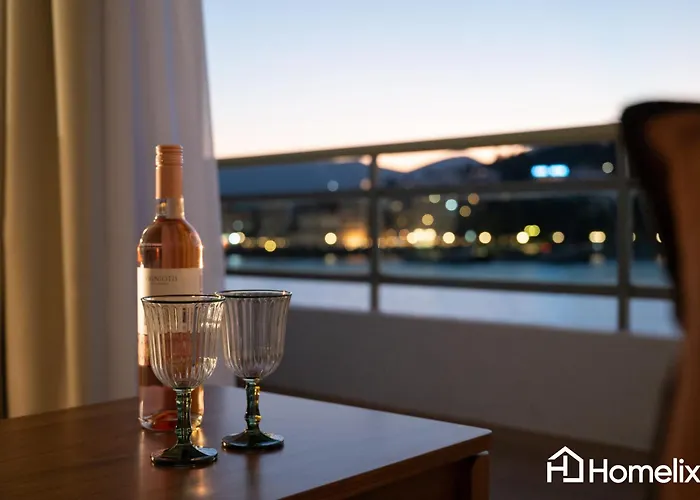 Amaya - Sea View Suites